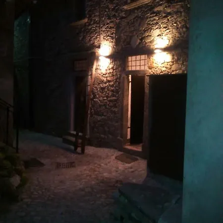 Antica Calvasino Πανσιόν 3*