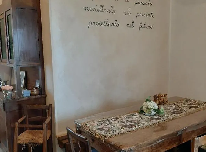 Antica Calvasino Konukevi 3*