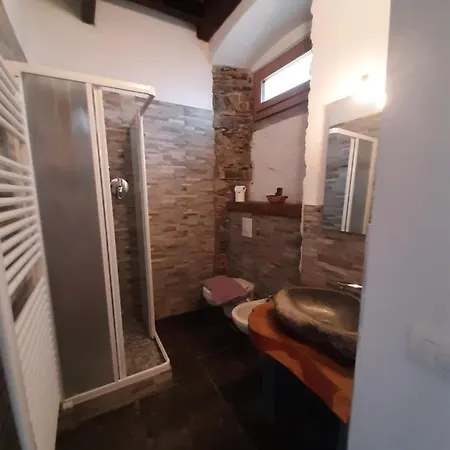 בית הארחה Antica Calvasino 3*